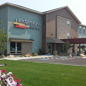 Ledgestone Hotel Billings